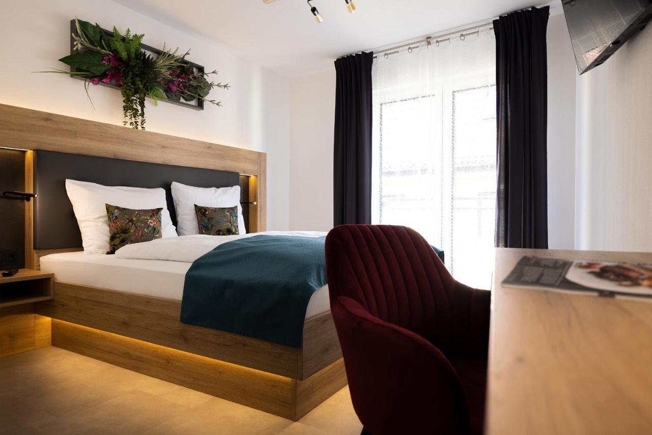Bed And Breakfast - Homburg Am Main Dış mekan fotoğraf